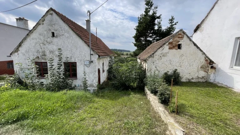 Prodej rodinného domu, 49 m², Hostim