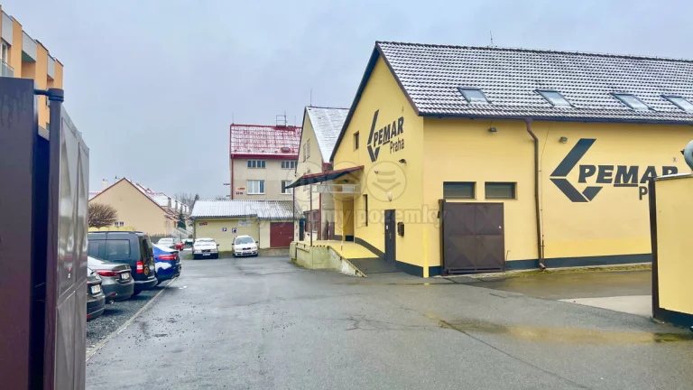Pronájem objektu sklad 253 m2 + kanceláře 270 m2, Praha 4