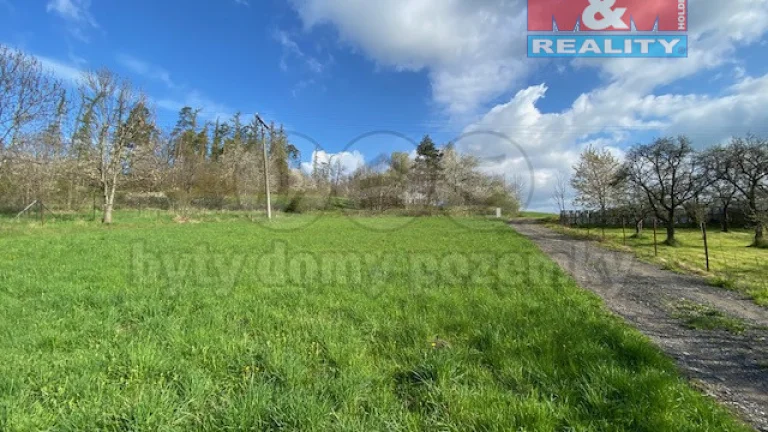 Prodej pozemku k bydlení, 1216 m², Sosnová