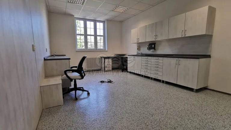 Pronájem zubní ordinace, Třinec, ul. 1. máje