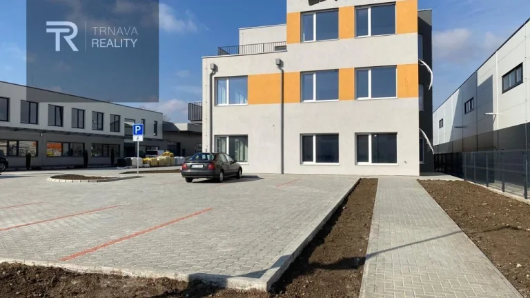 TRNAVA REALITY - Podnikajte ihneď vo vlastnom - Na prenájom