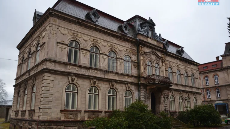 Prodej rodinného domu, 745 m², Meziměstí
