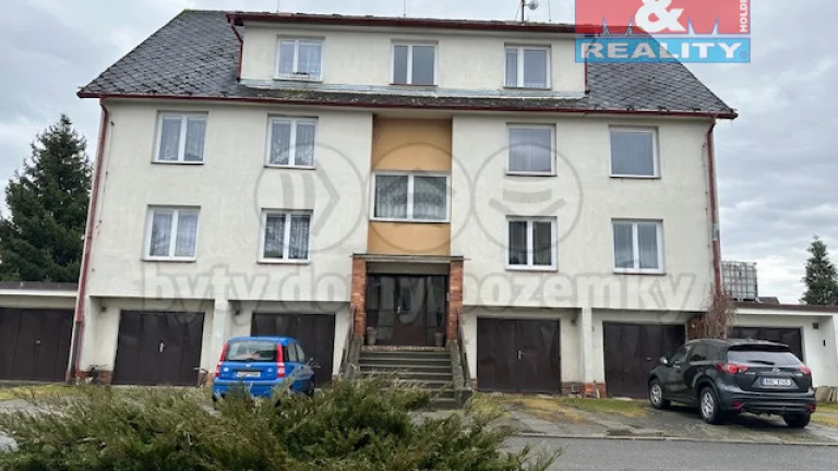 Prodej bytu 4+1, 91 m², Chýnov, ul. U Kuželníku