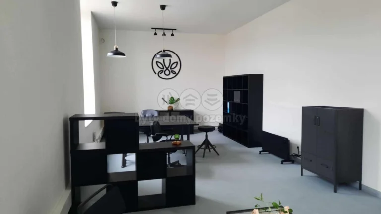 Pronájem výrobních/skladových prostor v obci Višňová