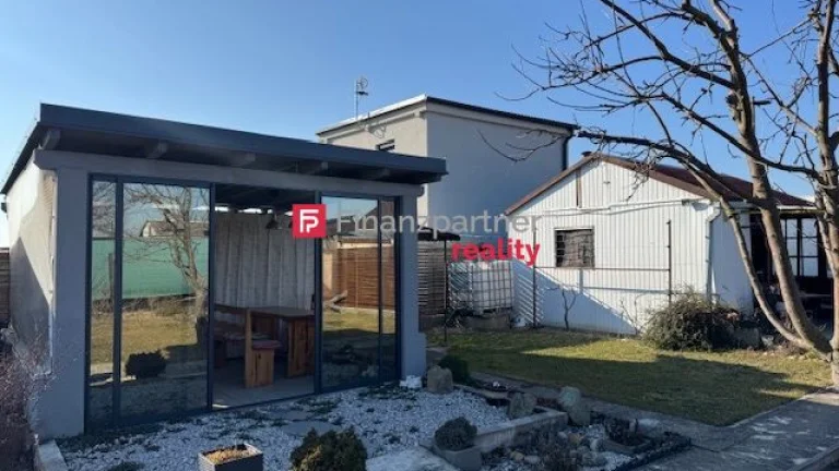 ZNÍŽENÁ CENA - predaj Záhradná chata Šaštín + záhrada 404m2