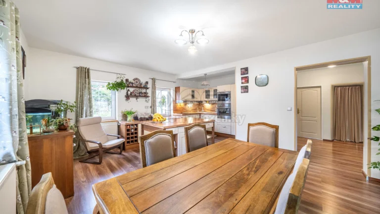 Prodej rodinného domu, 247 m², Srbsko, ul. Lomená