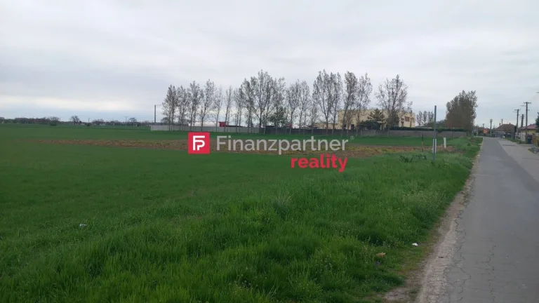 Na predaj stavebný pozemok na výstavbu dvoch rodinných DVOJD