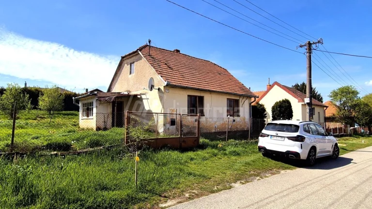Krásny pozemok so všetkými IS situovaný v slepej ulic…