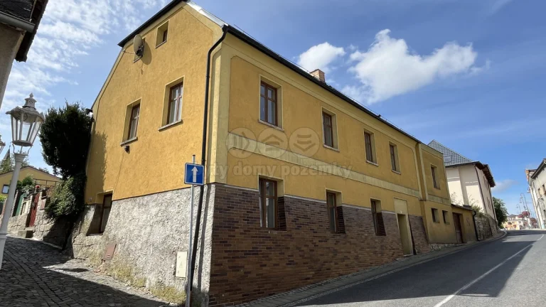 Prodej rodinného domu, Bělá pod Bezdězem, ul. Zámecká