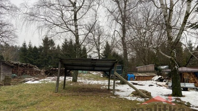 Prodej stavebního pozemku 700 m2 v obci Křišťanovice, okres