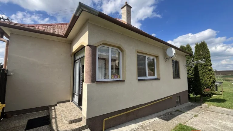 Na predaj 4-izbový rodinný dom Rišňovce