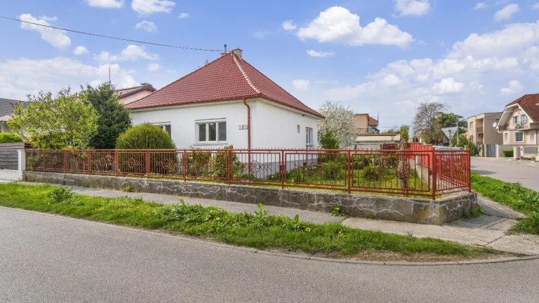 Predaj 3-izbový rodinný dom, 494 m2, Devätinova ulica, Brati
