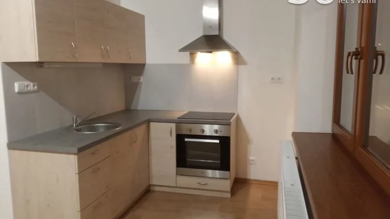 Pronájem zděného rek. bytu 2+KK (Hranice, 50 m2)