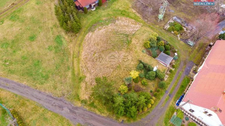 Prodej zahrady, 1624 m², Březno