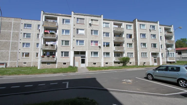 Prodej bytu 4+1 s lodžií , 88 m2 - Teplá, ev.č. 57952