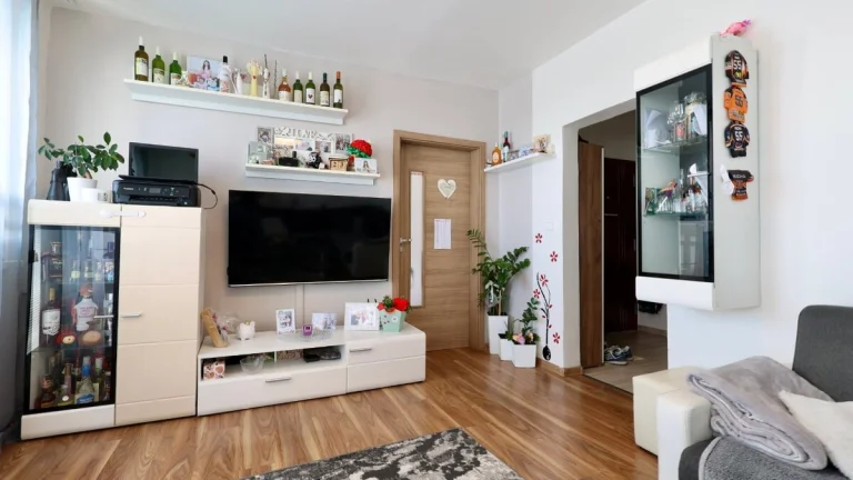 Predaj 3 izbový byt s balkónom na Moskovskej ulici