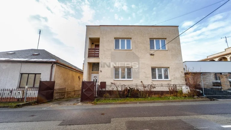 Ponúkam dvojgeneračný dom s veľkým pozemkom-Košická Nová Ves