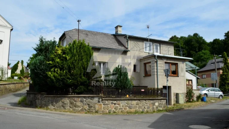 Prodej rodinného domu, 180 m2, Svébohov