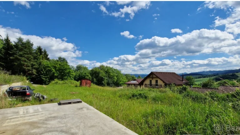 Stavebný pozemok slnečný 1235m2 v Ovčiarsku