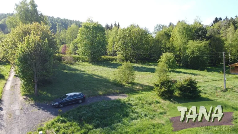 Prodej zasíťovaného pozemku v Debrném u Mostku, ev.č. 00160