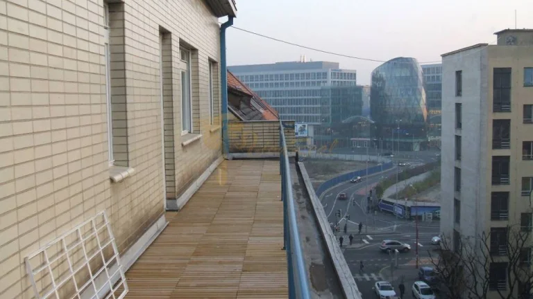 2-izb. byt na Jakubovom námestí v Starom meste s terasou