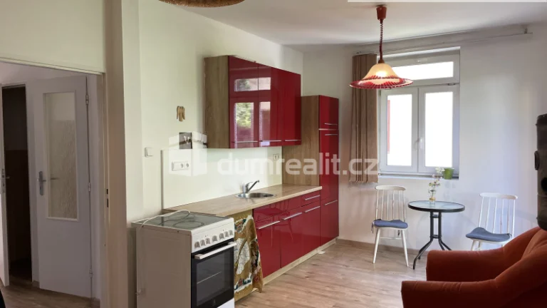 Pronájem bytu 1+kk, 25 m2, Josefa Černíka, Luhačovice