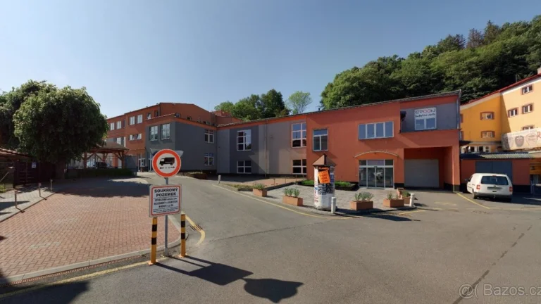 PRONÁJEM PROSTORU 222m2 - sklad, montáž, lehká výroba