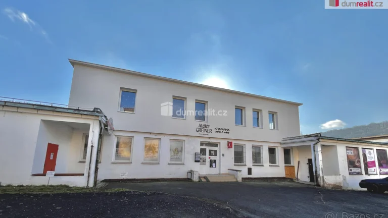 Prodej Komerčního objektu ve Všebořicích - Bytový dům Ústí n
