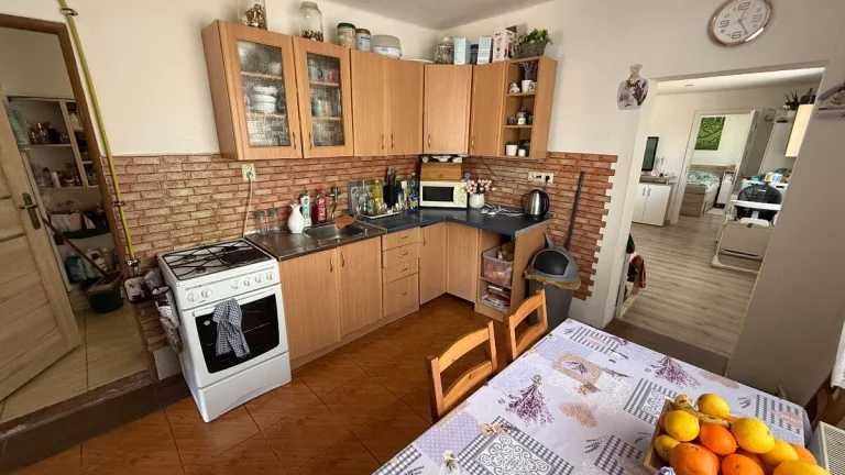Exkluzívne APEX reality 2i. RD na Hviezdoslavovej ul. v HC