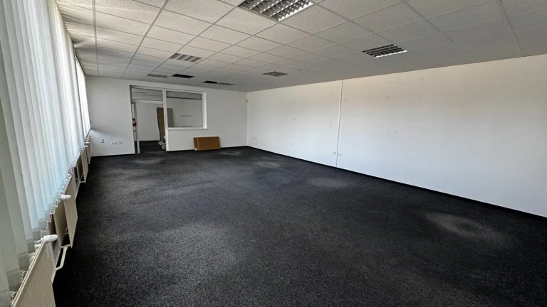 Komercny priestor na prenajom 239 m2