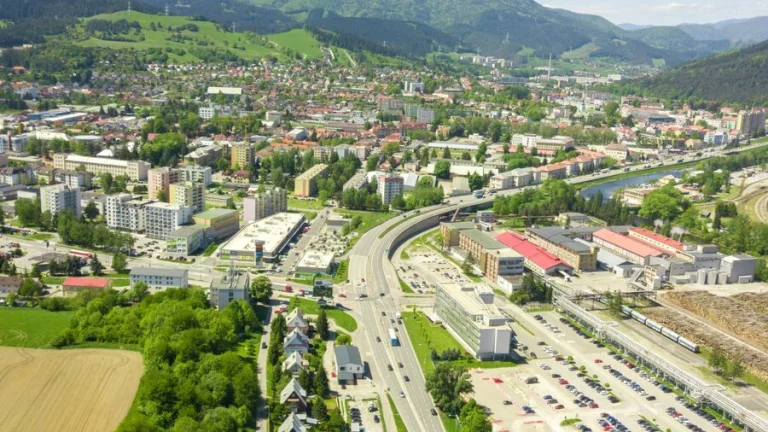 Tatranská cesta - 3i zrekonštruovaný v tehlovej bytovke