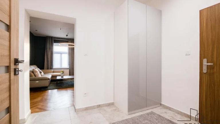 Prodej bytu 2+1 69m2, Znojmo