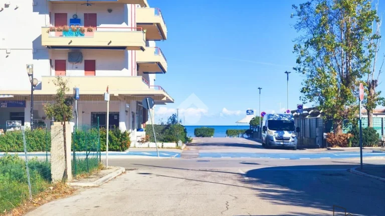 Prodej bytu 2+kk 50 m² Silvi, Itálie