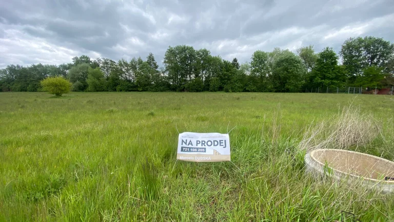 Prodej pozemku, Kovalovice - Osíčany