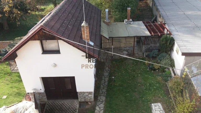 Pronájem garáže - skladu s kanceláří v Blansku na ulici Divi