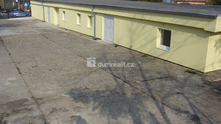Pronájem obchodních, výrobních, skladových prostor o výměře
