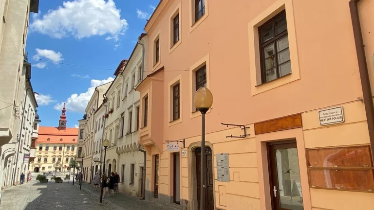 Kancelář Matky Boží přízemí