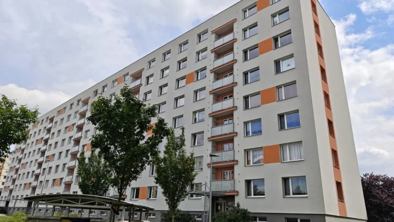 Prodej byty 2+1, 52 m² - Pardubice - Studánka