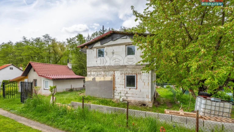Prodej chaty, 48 m², Slaný