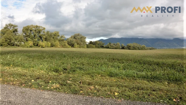 Na predaj pozemok, 9.802m2, okres Martin, časť Tomčany