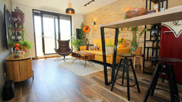 PREDAJ LUXUSNÝ 2 izb BYT 49m² M.Okruž.Partizánske