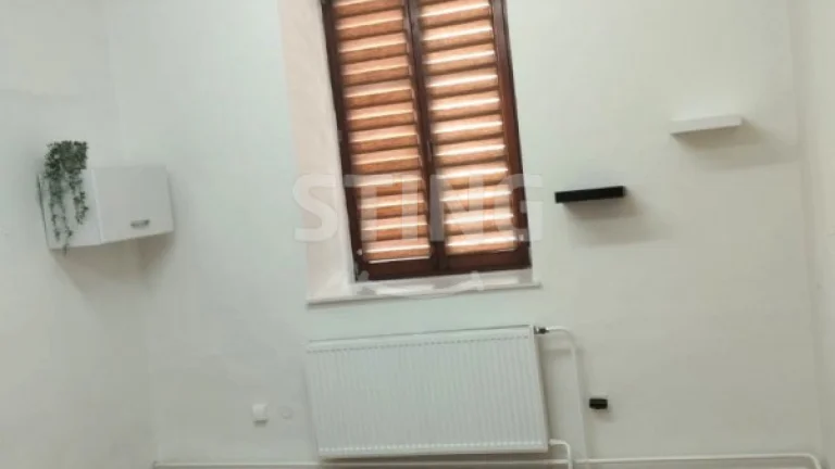 Pronájem komerčních prostor Litovel náměstí (17m2), 121172