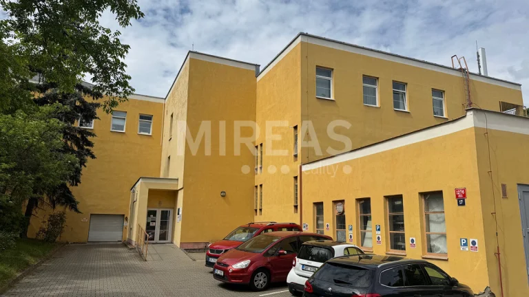 Praha - Michle, prodej garážového místa v parkovacím domě 18