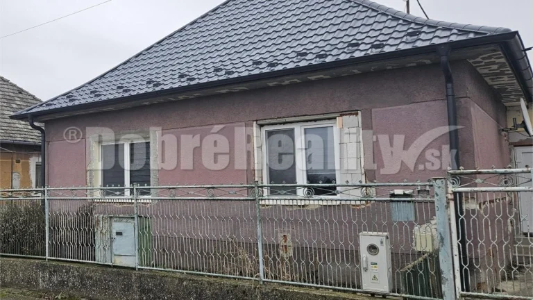 Príjemný rodinný domček po rekonštrukcii interiéru s novou s