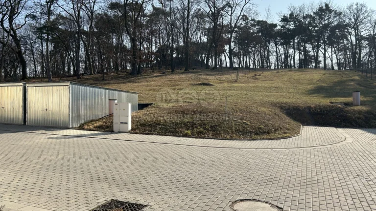 Prodej pozemku k bydlení, 887 m², Milovice, ul. Višňová