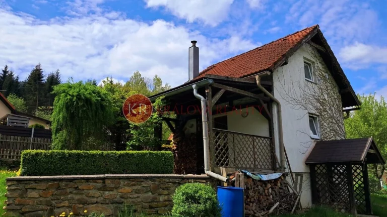 Prodej zděné chaty se zahradou u Prachatic