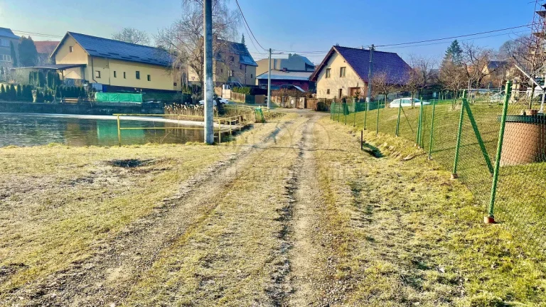 Pronájem zahrady, 1950 m2, Hrabyně