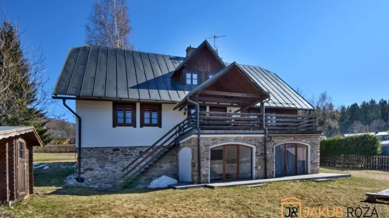 Prodej chaty 377 m², pozemek 1587 m², Černý Důl