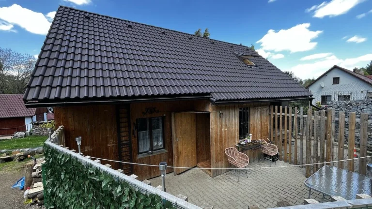 Rodinný domek v malé obci Číhovice