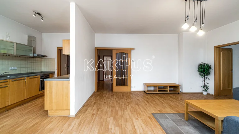 Pronájem zařízeného bytu 3+kk, ulice Škroupova, Moravská Ost